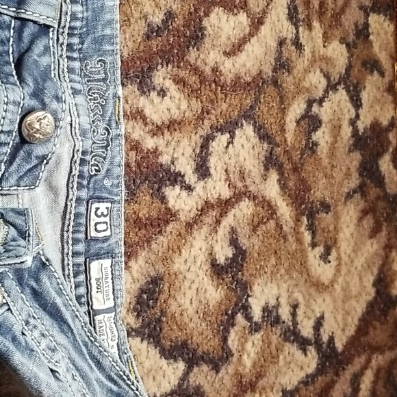 Miss me Jean's - Picture 3 of 3